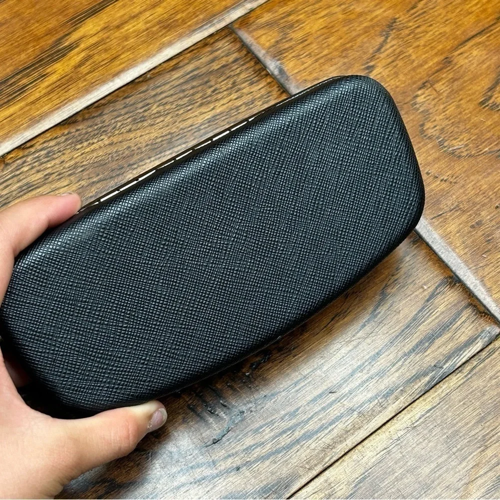 Salvatore ferragamo glasses‎ case